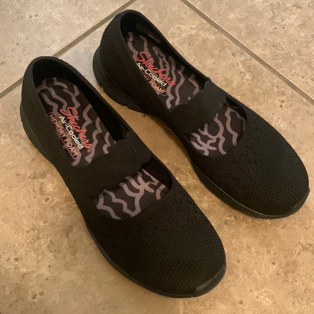 Sketchers memory foam slip on